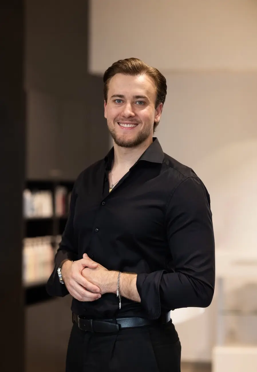 Braun Günthner Haare Schönheit Barber Friseur Böblingen Luis neu