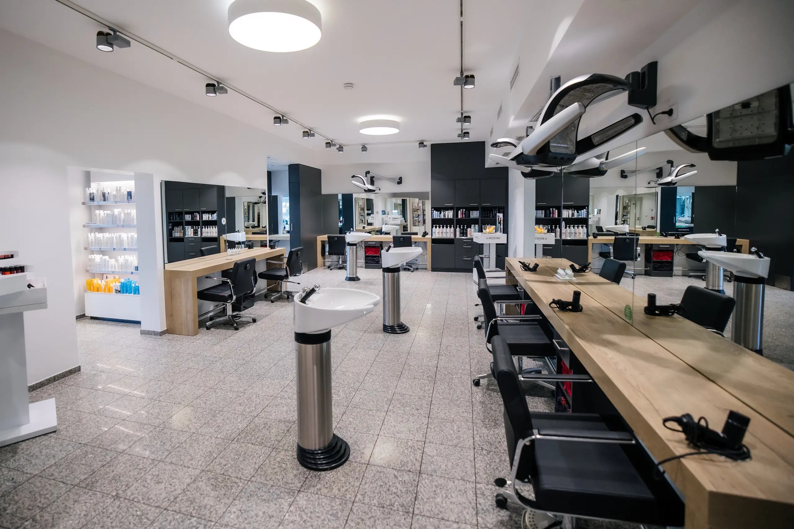 Braun Günthner Haare Schönheit Barber Friseur Böblingen Salon 05